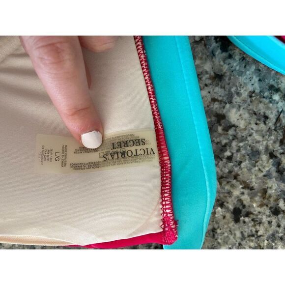 NWT Victoria's Secret Pink Paisley 2-Piece Bikini (Large Top and Medium Bottoms) - Picture 6 of 9